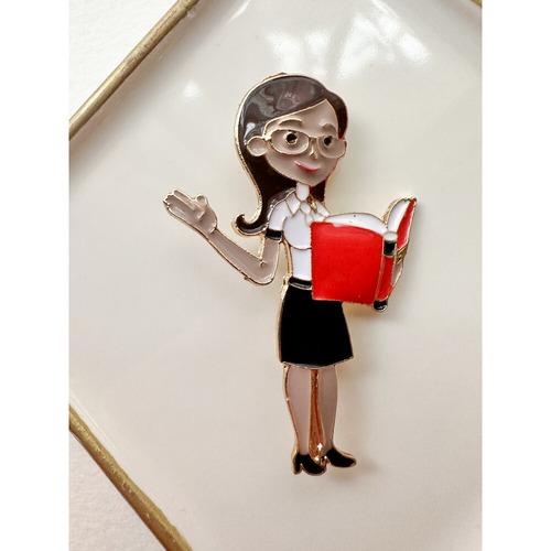 Öğretmen Broş Kırmızı Kitap